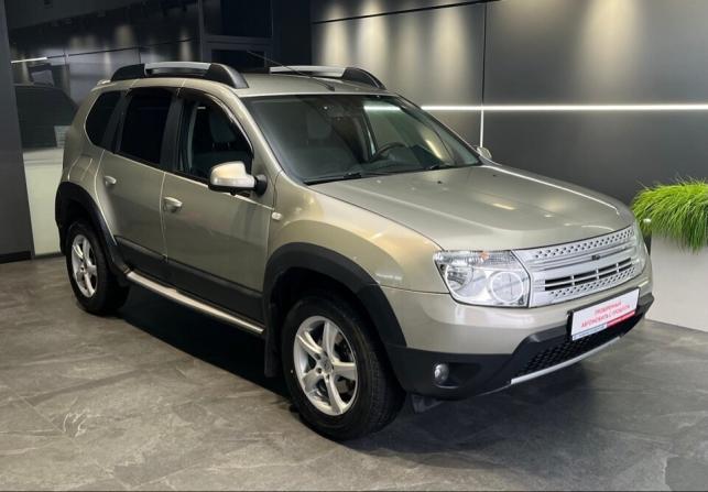 Renault Duster I с пробегом 2012 года, цена 990 000 рублей, 80110 км, внедорожник, Автокод Объявления