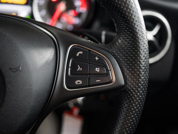 Mercedes-Benz CLA I (C117 X117) с пробегом 2015 года, цена 1 399 500 рублей, 84700 км, седан, Автокод Объявления