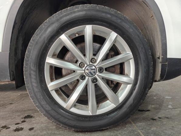 Volkswagen Tiguan I Рестайлинг с пробегом 2016 года, цена 1 270 000 рублей, 155114 км, внедорожник, Автокод Объявления