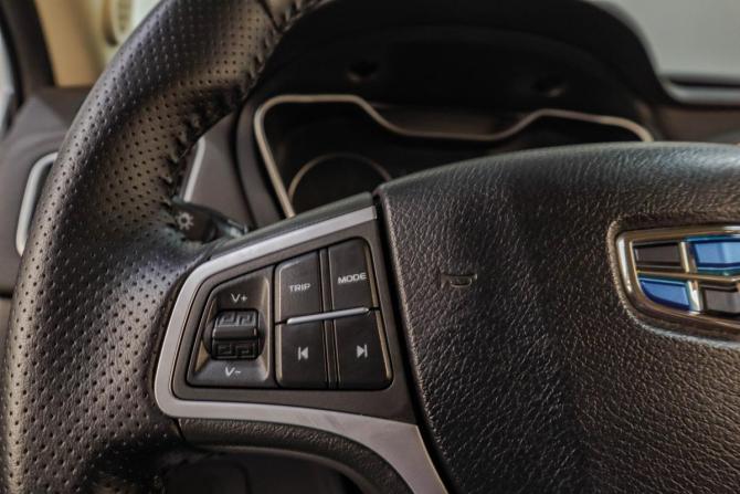 Geely Emgrand X7 I Рестайлинг 2 с пробегом 2019 года, цена 1 359 000 рублей, 99800 км, внедорожник, Автокод Объявления
