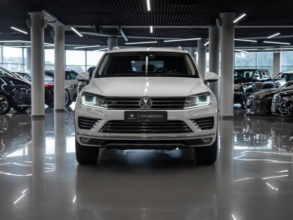 Volkswagen Touareg II Рестайлинг с пробегом 2017 года, цена 3 380 000 рублей, 144829 км, внедорожник, Автокод Объявления