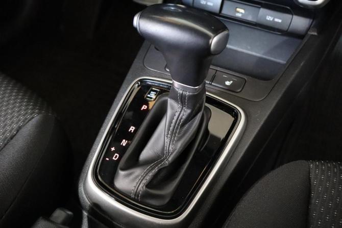 Kia Rio IV Рестайлинг с пробегом 2020 года, цена 1 549 000 рублей, 122000 км, хэтчбек, Автокод Объявления