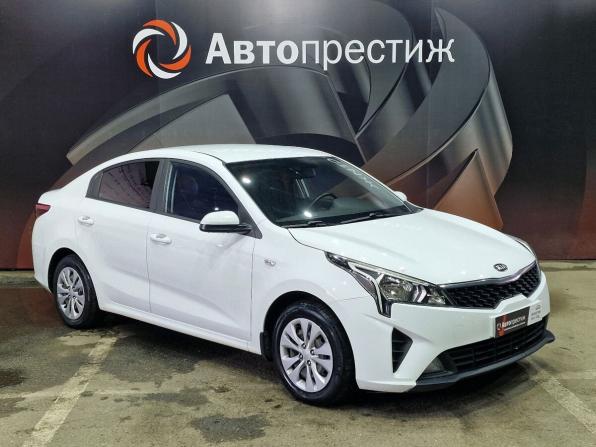 Kia Rio IV Рестайлинг с пробегом 2020 года, цена 1 550 000 рублей, 97882 км, седан, Автокод Объявления