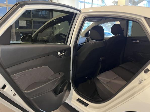 Hyundai Solaris II Рестайлинг с пробегом 2022 года, цена 1 700 000 рублей, 86046 км, седан, Автокод Объявления