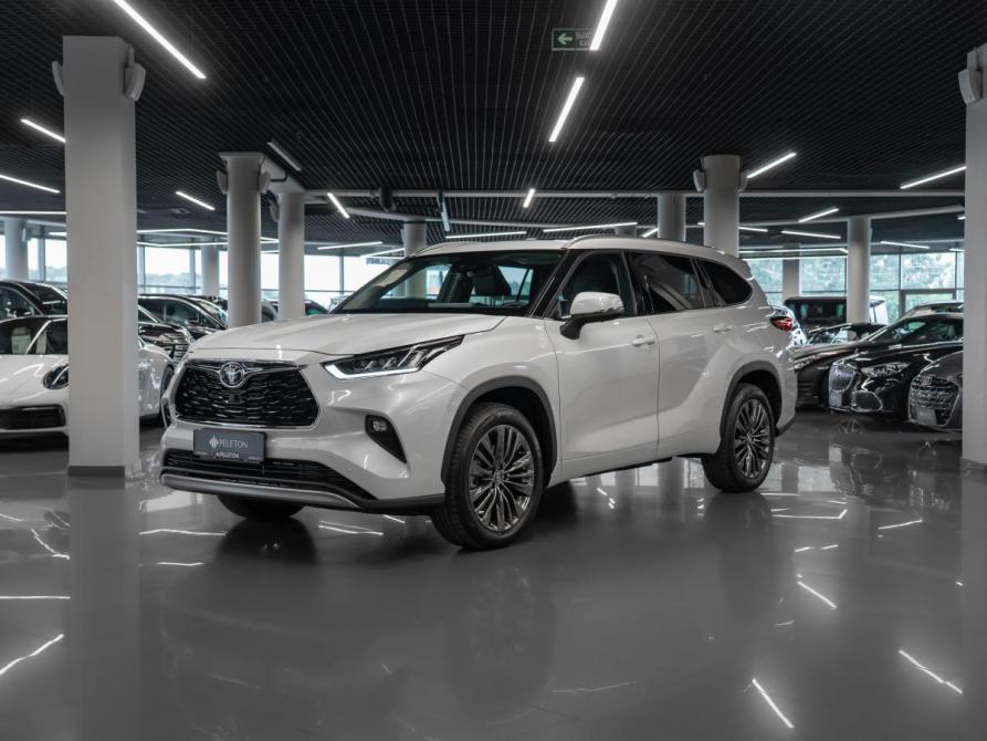 Toyota Highlander IV (XU70) Москва  - изображение 1