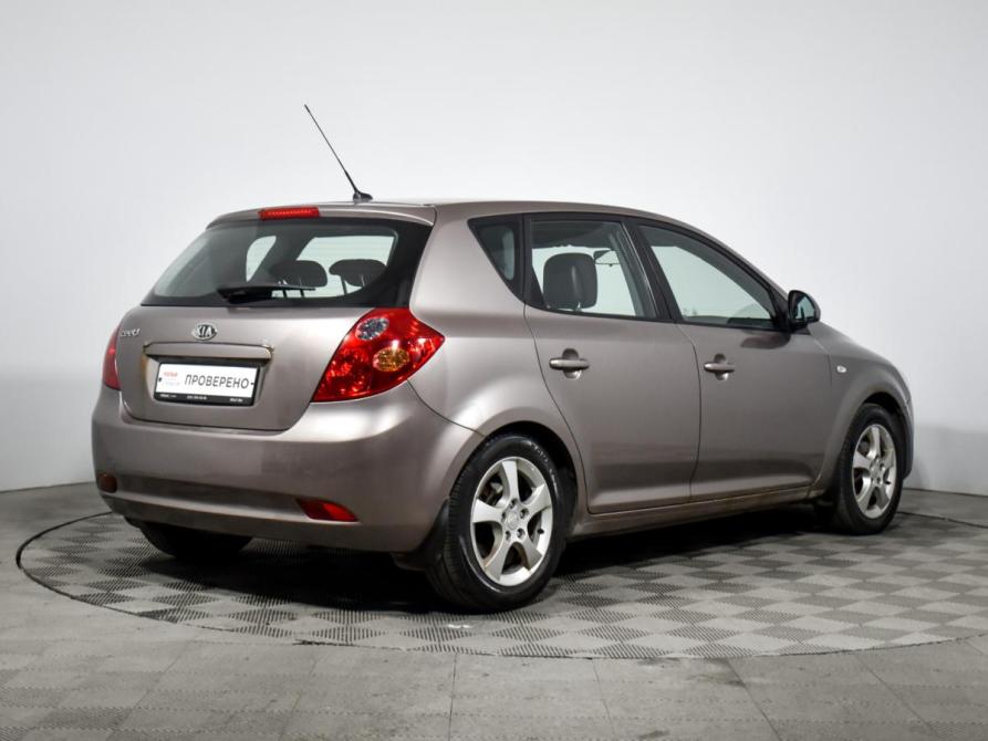 Kia Ceed I Санкт-Петербург  - изображение 5