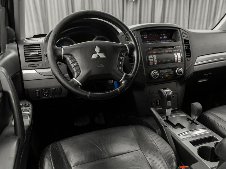 Mitsubishi Pajero IV Москва  - изображение 7
