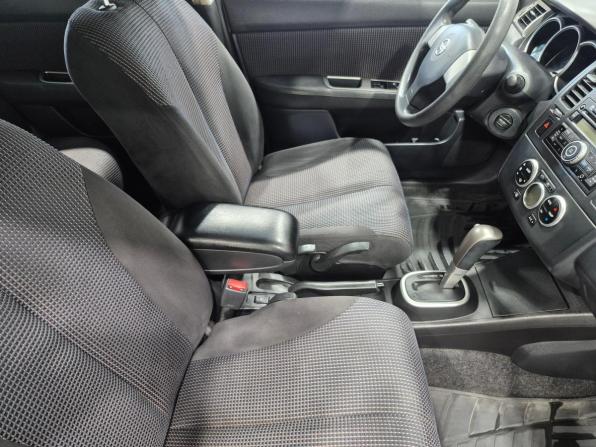 Nissan Tiida I Рестайлинг с пробегом 2011 года, цена 749 000 рублей, 210292 км, хэтчбек, Автокод Объявления