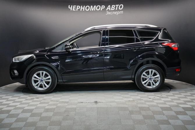 Ford Kuga II Рестайлинг с пробегом 2017 года, цена 1 770 000 рублей, 138000 км, внедорожник, Автокод Объявления