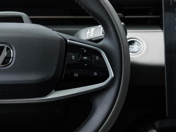 Changan Lamore с пробегом 2023 года, цена 1 989 500 рублей, 25344 км, седан, Автокод Объявления