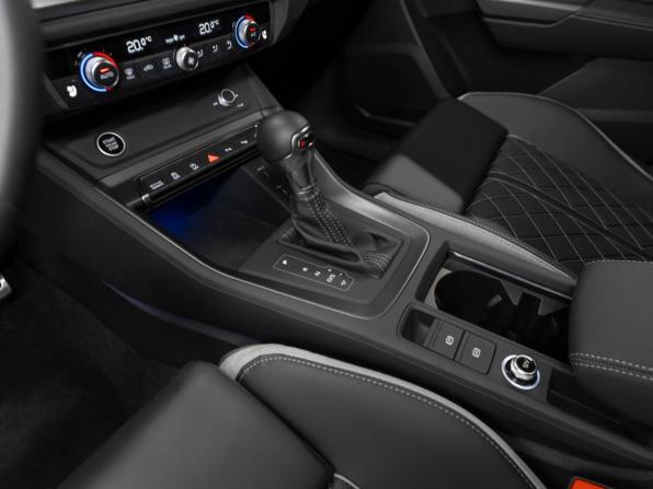 Audi Q3 II (F3) с пробегом 2025 года, цена 4 850 000 рублей, 50 км, внедорожник, Автокод Объявления