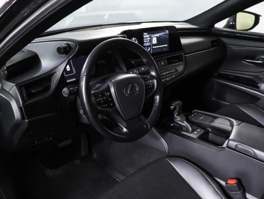 Lexus ES VII Рестайлинг Москва  - изображение 15