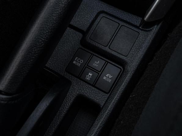 Toyota Corolla XI (E160 E170 E180) с пробегом 2015 года, цена 1 220 000 рублей, 153212 км, универсал, Автокод Объявления