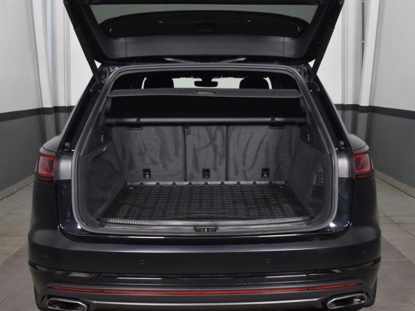 Volkswagen Touareg III с пробегом 2020 года, цена 5 599 995 рублей, 147450 км, внедорожник, Автокод Объявления
