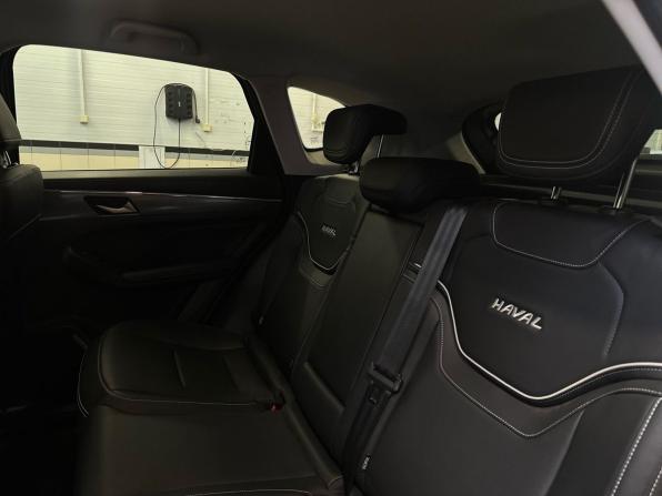 Haval Jolion I с пробегом 2023 года, цена 2 019 900 рублей, 16000 км, внедорожник, Автокод Объявления