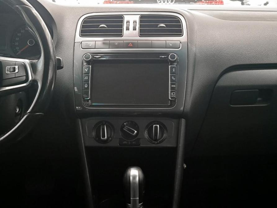 Volkswagen Polo V Рестайлинг Казань  - изображение 18