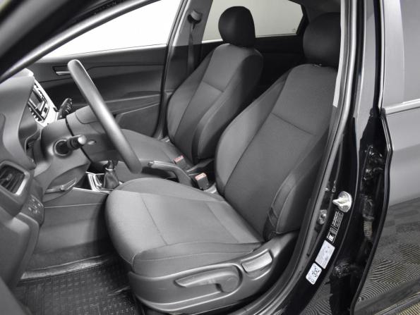 Hyundai Solaris II с пробегом 2017 года, цена 1 163 100 рублей, 90010 км, седан, Автокод Объявления