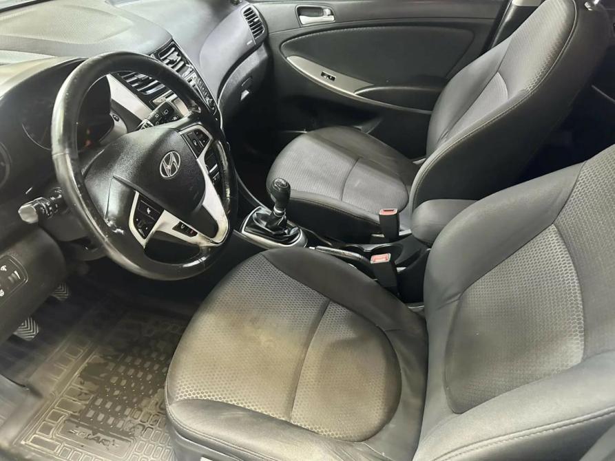 Hyundai Solaris I Рестайлинг Набережные Челны  - изображение 9