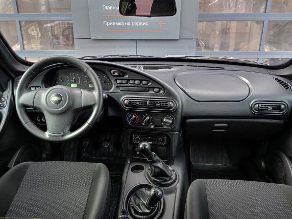 Chevrolet Niva I Рестайлинг с пробегом 2016 года, цена 587 000 рублей, 156000 км, внедорожник, Автокод Объявления