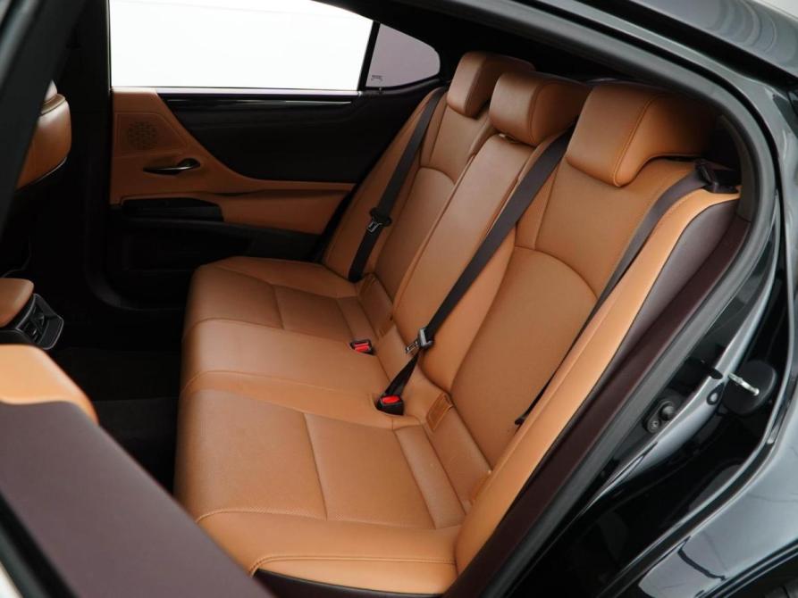 Lexus ES VII Рестайлинг Москва  - изображение 9
