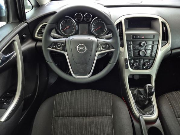 Opel Astra J с пробегом 2010 года, цена 479 000 рублей, 158484 км, хэтчбек, Автокод Объявления