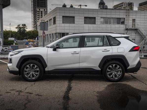 Toyota RAV4 V (XA50) с пробегом 2024 года, цена 3 840 000 рублей, 10415 км, внедорожник, Автокод Объявления