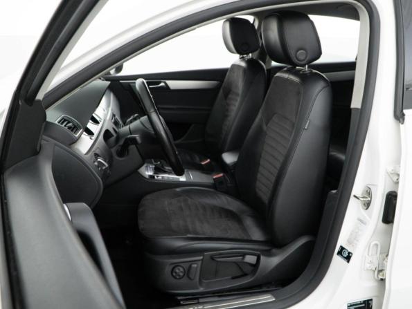 Volkswagen Passat B7 с пробегом 2012 года, цена 1 350 050 рублей, 153461 км, седан, Автокод Объявления
