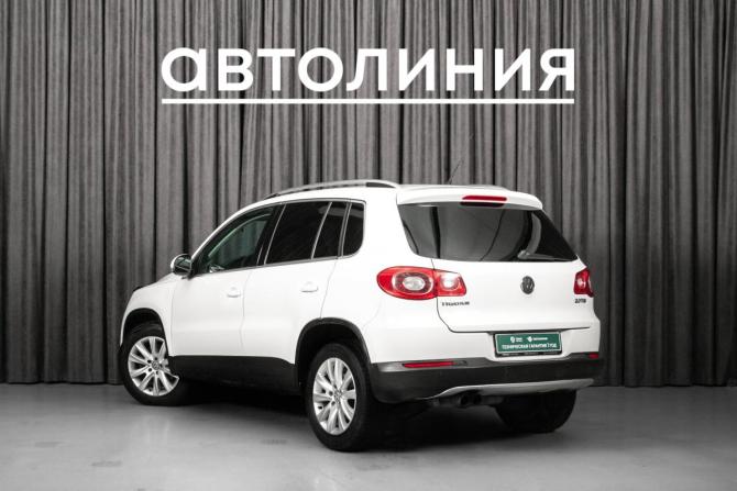 Volkswagen Tiguan I с пробегом 2009 года, цена 799 000 рублей, 239000 км, внедорожник, Автокод Объявления
