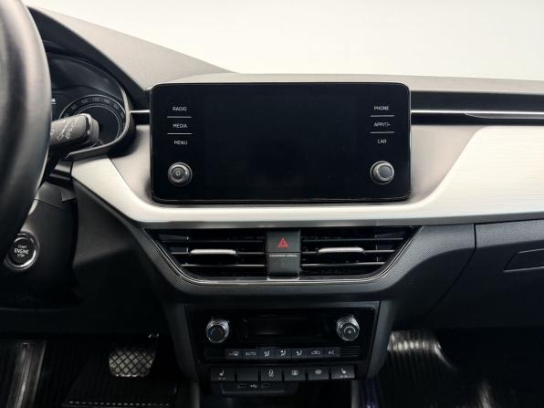 Skoda Rapid II с пробегом 2021 года, цена 1 824 000 рублей, 68465 км, лифтбек, Автокод Объявления