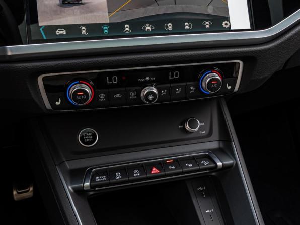 Audi Q3 II (F3) с пробегом 2025 года, цена 4 800 000 рублей, 69 км, внедорожник, Автокод Объявления