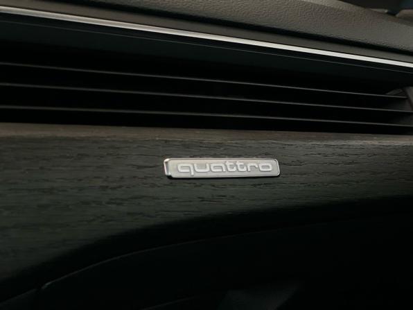 Audi A4 V (B9) с пробегом 2017 года, цена 2 149 000 рублей, 165963 км, седан, Автокод Объявления