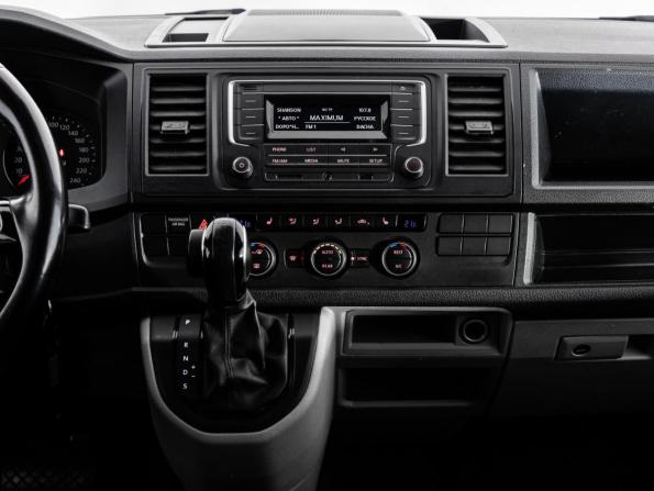 Volkswagen Caravelle T6 с пробегом 2018 года, цена 2 999 000 рублей, 256770 км, минивэн, Автокод Объявления