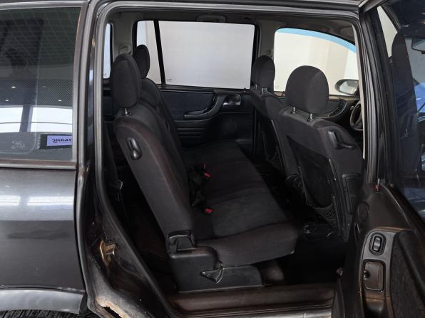 Opel Zafira A с пробегом 2000 года, цена 200 000 рублей, 301186 км, компактвэн, Автокод Объявления