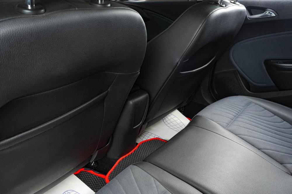 Opel Astra J Рестайлинг Тюмень  - изображение 9