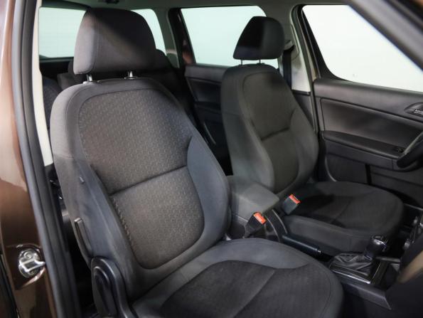 Skoda Yeti I Рестайлинг с пробегом 2015 года, цена 1 169 000 рублей, 208951 км, внедорожник, Автокод Объявления