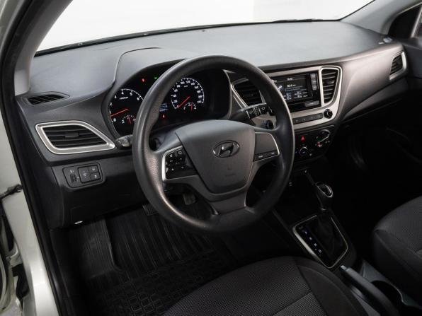 Hyundai Solaris II с пробегом 2019 года, цена 1 569 000 рублей, 86094 км, седан, Автокод Объявления