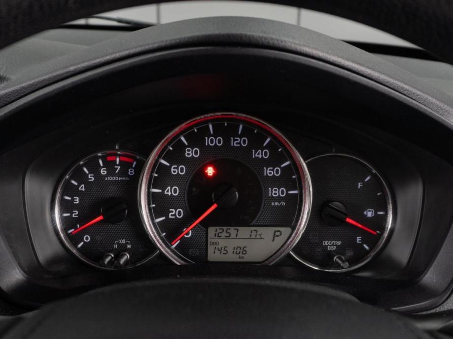 Toyota Corolla XI (E160 E170) Рестайлинг 2 Тюмень  - изображение 12