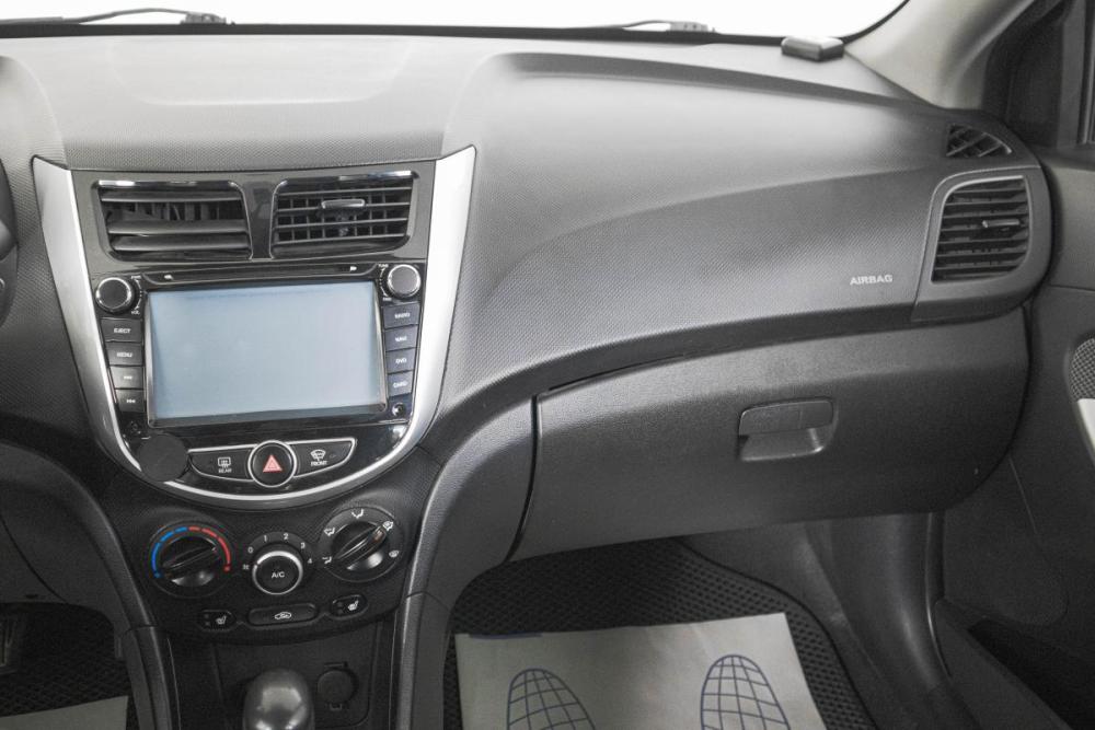 Hyundai Solaris I Кемерово  - изображение 14