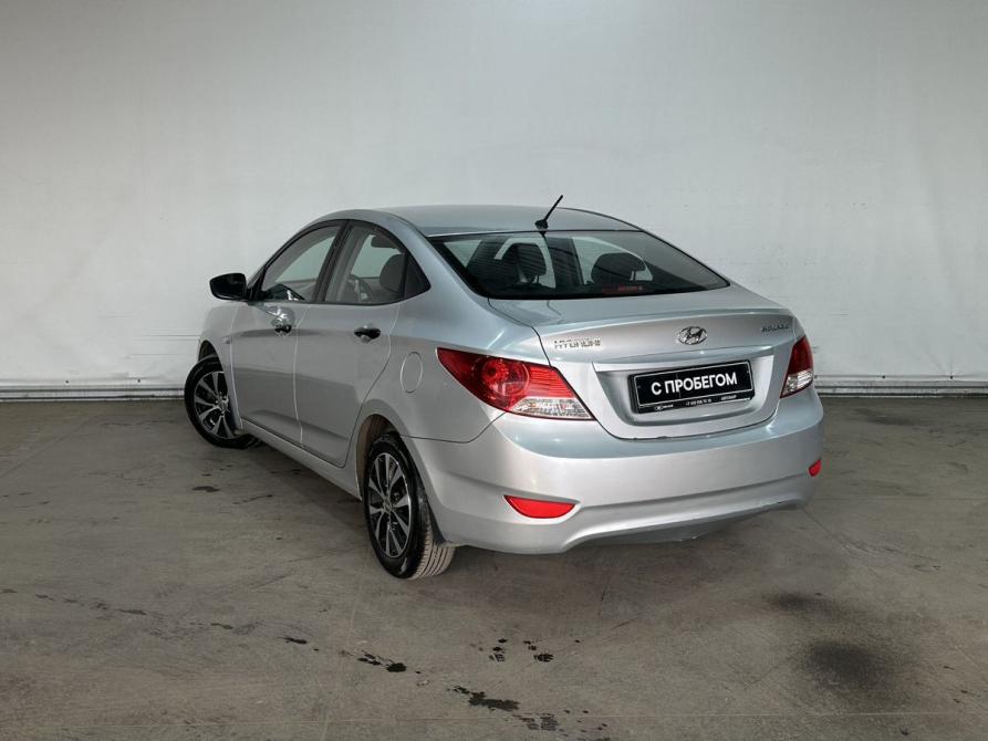 Hyundai Solaris I Москва  - изображение 5
