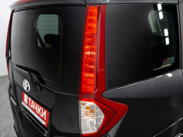 Toyota Roomy I Рестайлинг с пробегом 2022 года, цена 1 015 000 рублей, 56000 км, микровэн, Автокод Объявления