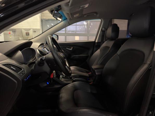 Hyundai ix35 I Рестайлинг с пробегом 2014 года, цена 999 000 рублей, 192576 км, внедорожник, Автокод Объявления