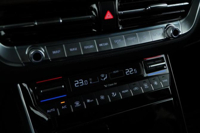 Kia Mohave I Рестайлинг 2 с пробегом 2020 года, цена 4 897 444 рубля, 81330 км, внедорожник, Автокод Объявления