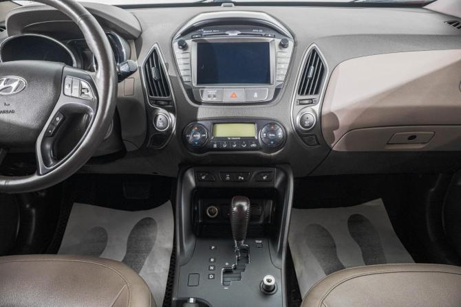 Hyundai ix35 I Рестайлинг с пробегом 2013 года, цена 1 399 000 рублей, 207000 км, внедорожник, Автокод Объявления