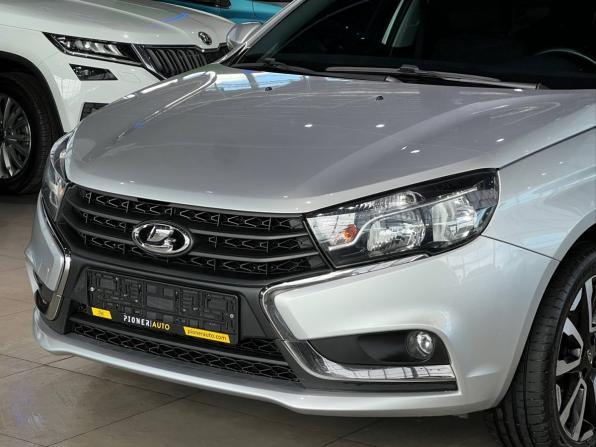 Lada (ВАЗ) Vesta I с пробегом 2020 года, цена 1 000 000 рублей, 93257 км, седан, Автокод Объявления