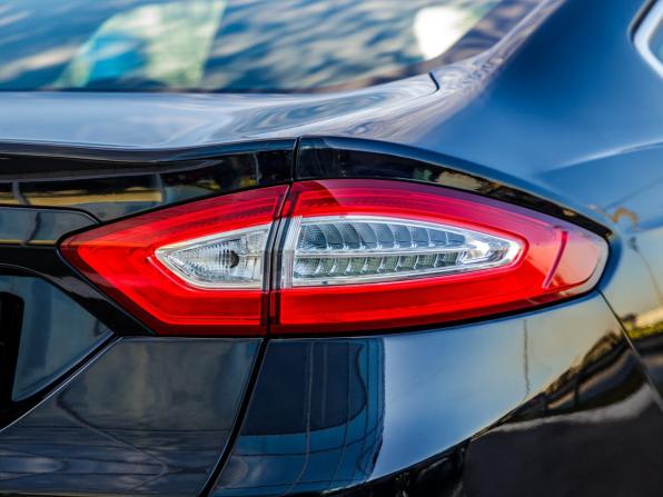 Ford Mondeo V с пробегом 2015 года, цена 1 498 000 рублей, 118933 км, седан, Автокод Объявления