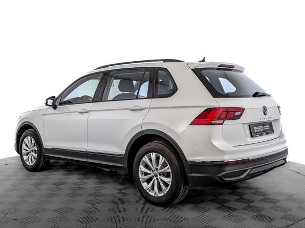 Volkswagen Tiguan II Рестайлинг с пробегом 2021 года, цена 2 585 000 рублей, 59202 км, внедорожник, Автокод Объявления