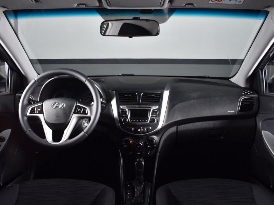 Hyundai Solaris I Рестайлинг Кемерово  - изображение 7