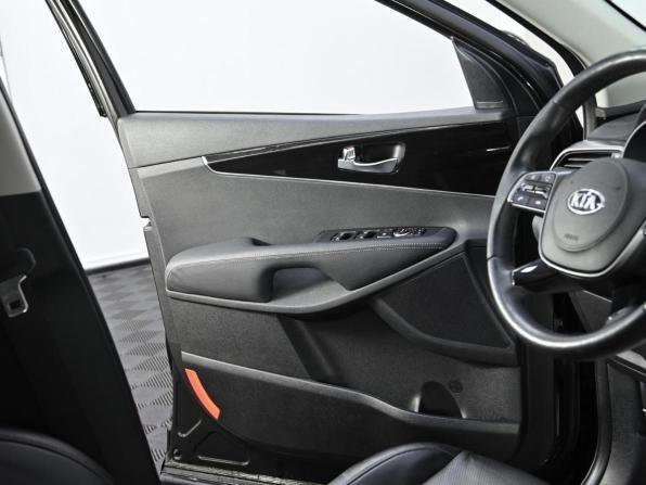 Kia Sorento III Prime Рестайлинг с пробегом 2018 года, цена 2 349 000 рублей, 226000 км, внедорожник, Автокод Объявления