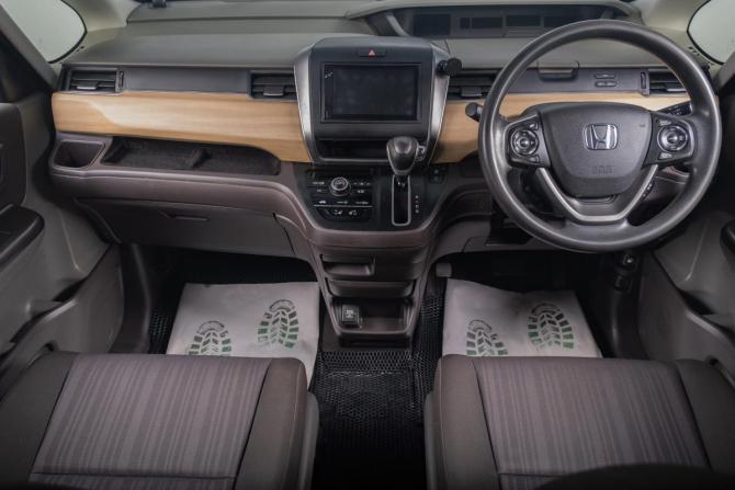 Honda Freed II с пробегом 2018 года, цена 1 449 000 рублей, 131000 км, компактвэн, Автокод Объявления