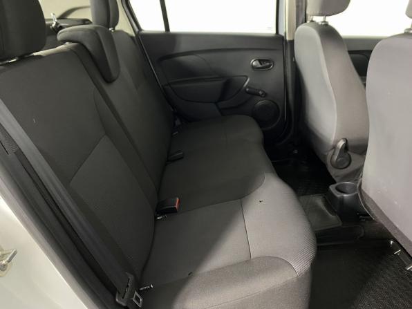 Renault Logan II Рестайлинг с пробегом 2019 года, цена 899 000 рублей, 129200 км, седан, Автокод Объявления